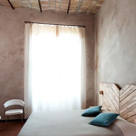 בית הארחה Folia