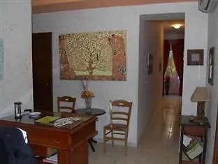 Folia 2* روما